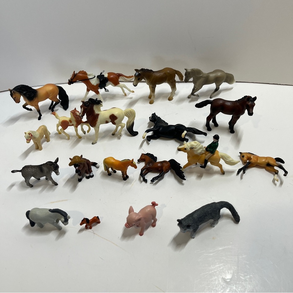 Mixed Lot of Miniature Horses & Farm Animals Toys 90s Breyer Schleich MEG Empire
